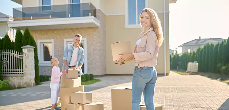 Why Houston Homeowners Prefer Working with Us Instead of a Realtor